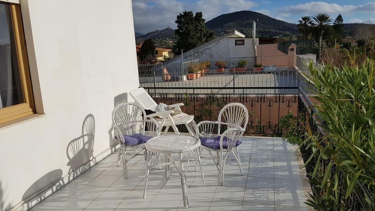 Villa Sul Mare A Chia Domus De Maria Exterior photo